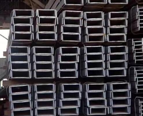 ���ս���װ���ò۸�